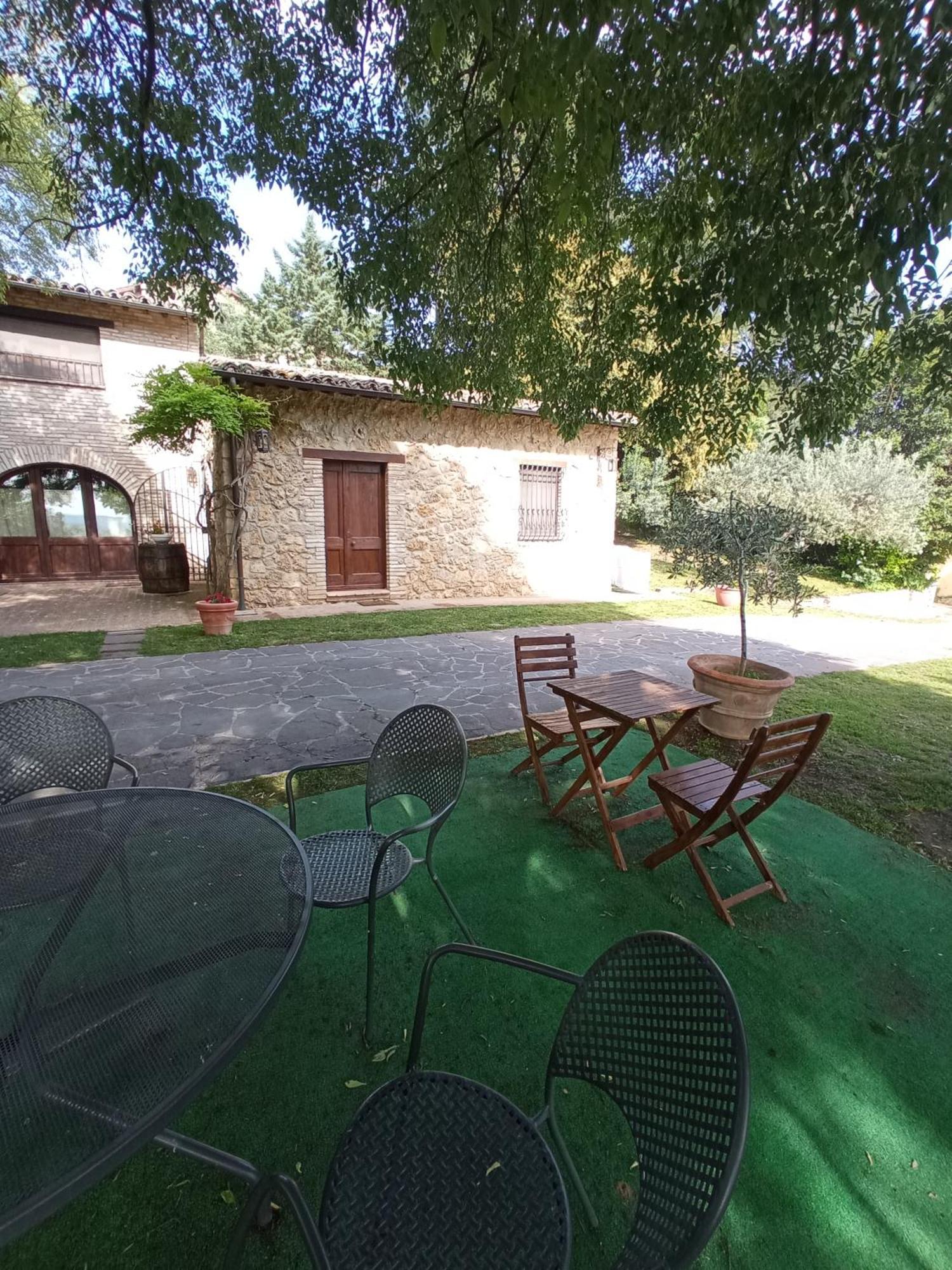 All'Ombra Di San Damiano Асизи Екстериор снимка