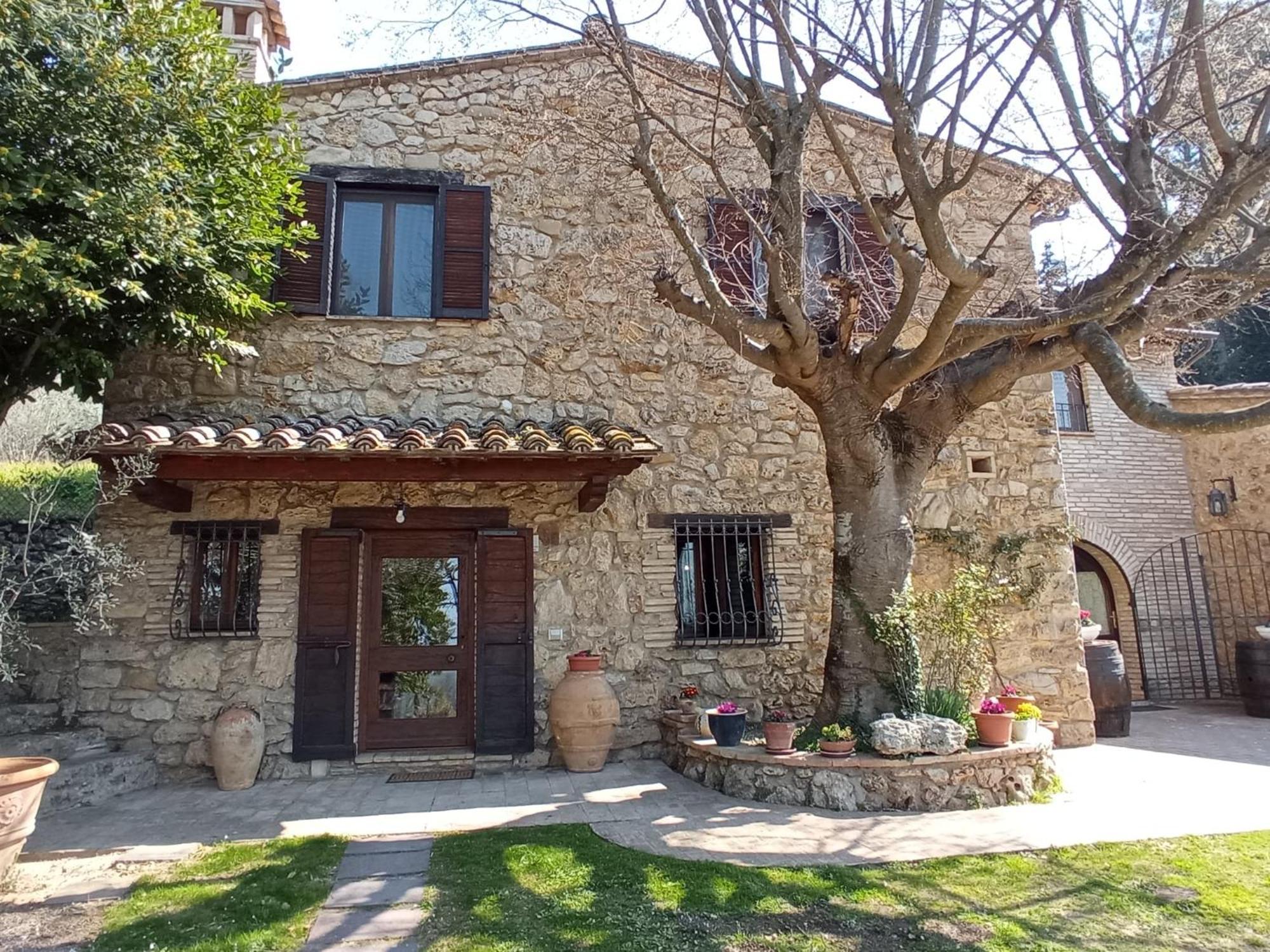 All'Ombra Di San Damiano Асизи Екстериор снимка